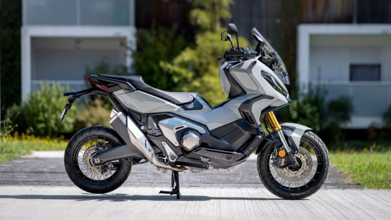 Honda-X-ADV-750-2023-04